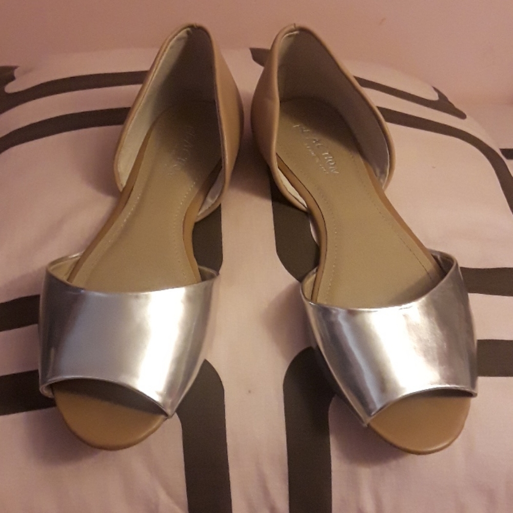 Kenneth Cole Reaction Women Open Toe Flat Tan/Slvr
